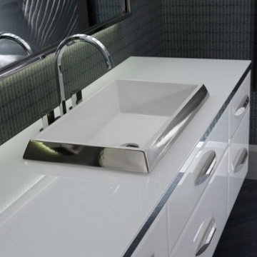 Luxury Italian Bathroom Furniture by MillDue