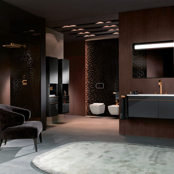 Luxury spacious bathroom