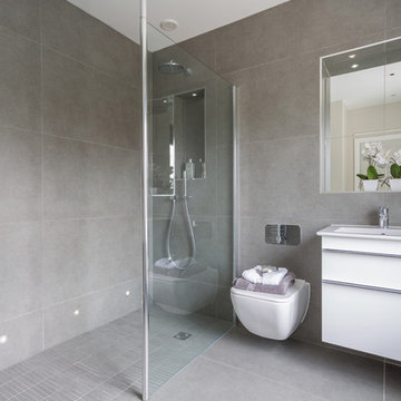Luxury Walk-in shower Town House in Buckinghamshire