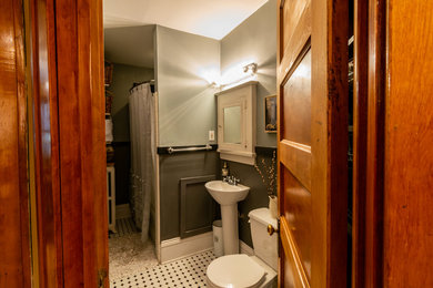 Elegant bathroom photo in Minneapolis