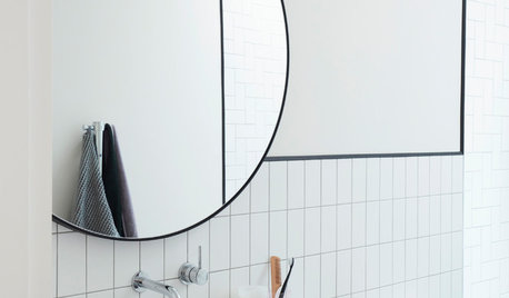 5 Designer Tricks for Brightening a Windowless Bathroom