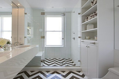 ジャクソンビルにあるコンテンポラリースタイルのおしゃれな浴室の写真