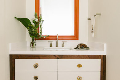 Inspiration for a modern bathroom remodel in Austin