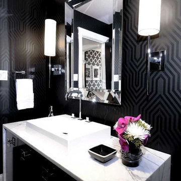 Mallin Cres - Powder Room