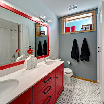 Maple hill - Red bathroom