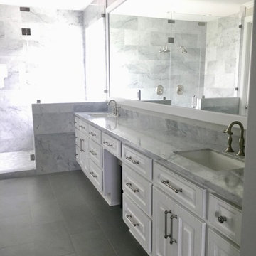 Marble, transitional Master Bathroom
