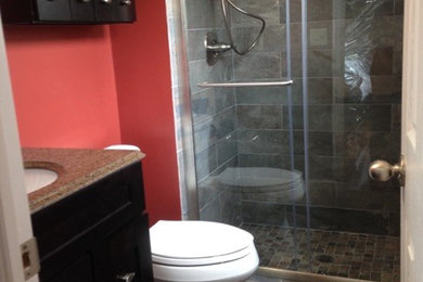 Example of a trendy bathroom design in Cincinnati