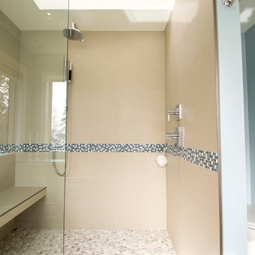 Master Alcove Shower