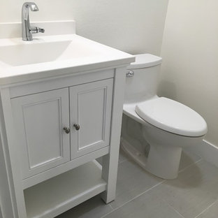 75 Beautiful Gray Laminate Floor Bathroom Pictures Ideas July 2021 Houzz