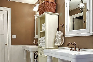 Example of a classic bathroom design in Other