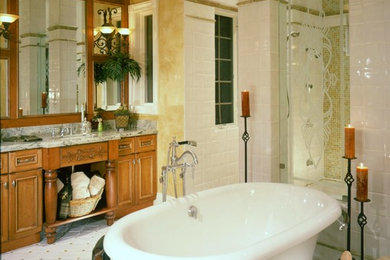 Freestanding bathtub - traditional freestanding bathtub idea in Miami