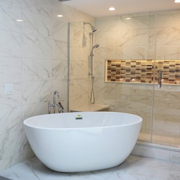 Master Bath in Mid Century Modern Home