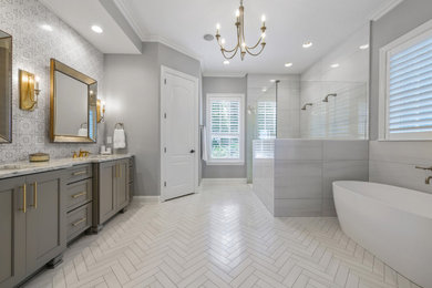 Example of a transitional bathroom design in Jacksonville