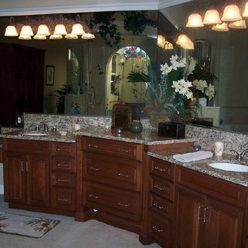 Master Bath Room at The DiNizo