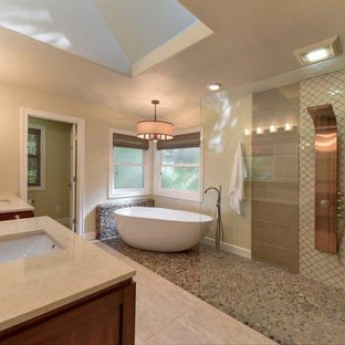 75+ Badezimmer mit Kieselfliesen und Schieferboden Ideen & Bilder