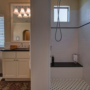 75+ Landhausstil Badezimmer mit offener Dusche Ideen & Bilder - August