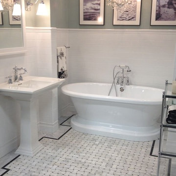 Master Bath with Cream Stone