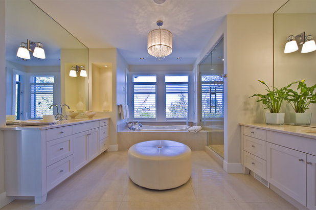 Contemporary Bathroom by Begrand Fast Design Inc.