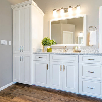 Master Bathroom (Gustafson)