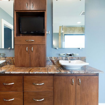 Master Bathroom - Perry