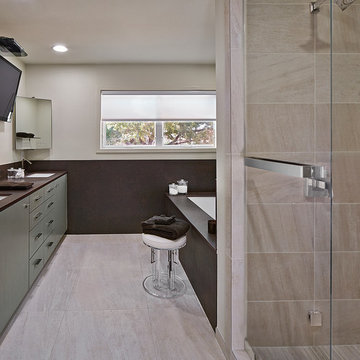 Contemporary Bathroom Remodels in Uptown Dallas