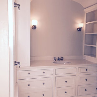 Photo of a traditional bathroom in Atlanta.