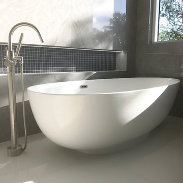 Master bathroom tub+tub filler and LED lit niche