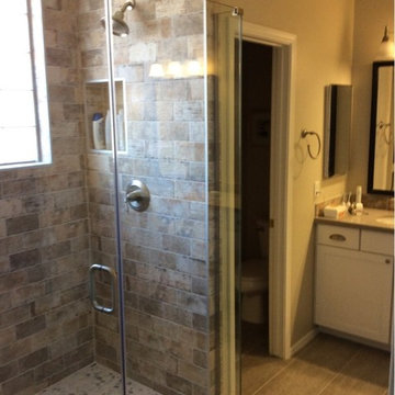 Master Suite Bathroom in Peoria AZ Featuring Chicago Brick