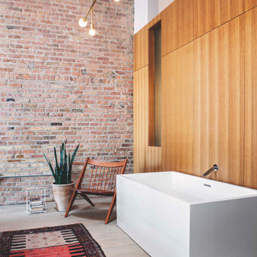 Master Suite Freestanding Tub