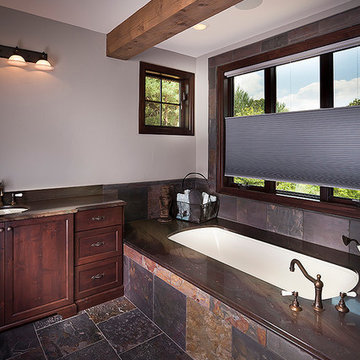 Masterbath tub