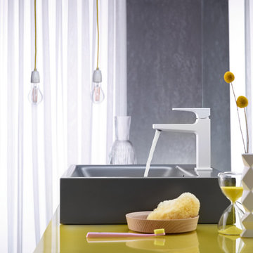 Matte white faucet by Hansgrohe