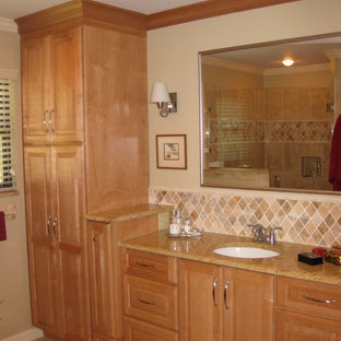 75 Beautiful Bathroom with Light Wood Cabinets and Granite Countertops ...