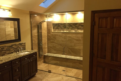 Inspiration for a large timeless bathroom remodel in Chicago