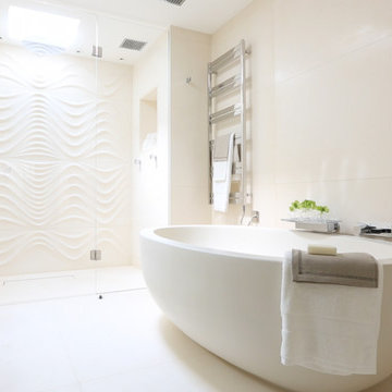 Mayfair Penthouse Luxury Bathroom with wave shower wall