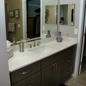 McConaghy Bathroom Remodel (R9682)
