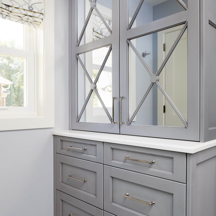 Built In Bathroom Storage - Photos & Ideas | Houzz