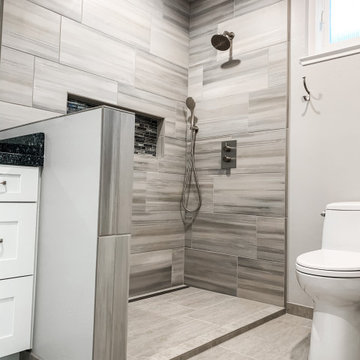 MEANDER DRIVE MASTER BATH