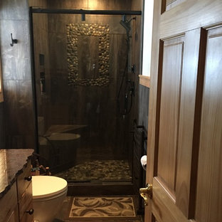 75+ Bäder mit Travertinfliesen und Speckstein-Waschbecken/Waschtisch