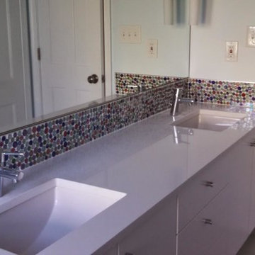 Mendelson Residence: Colored Dot Splash Bathroom