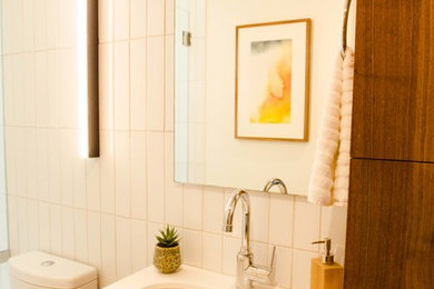 Bathroom - mid-century modern bathroom idea in San Francisco
