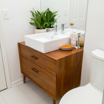 Mid-century Modern Guest Bath