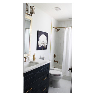 Mid Century Modern Guest Bath - Midcentury - Bathroom - Chicago - by ...