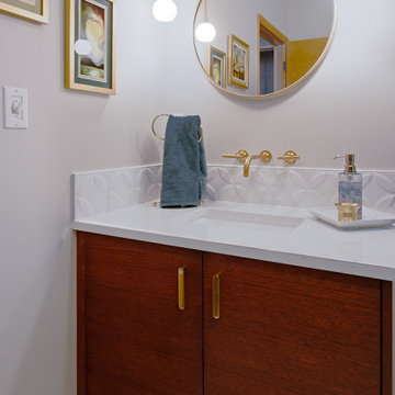 Mid Century Modern Lake House, Master Bathroom