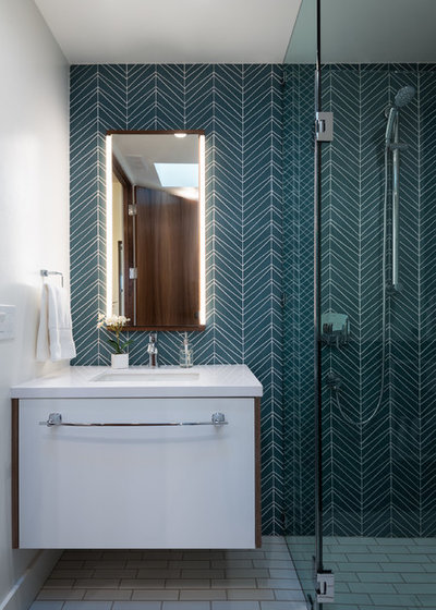 Midcentury Bathroom by Nena Aziz Interiors
