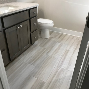 Midland - Craftsman Style Bathroom