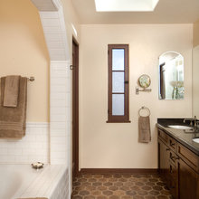 Guest/Upstairs Bathrooms