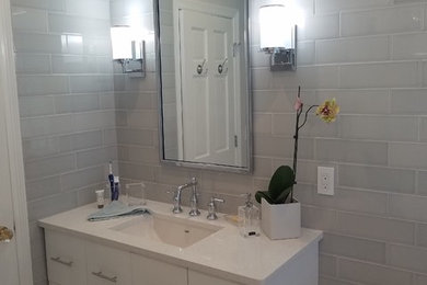 Foto de cuarto de baño minimalista de tamaño medio