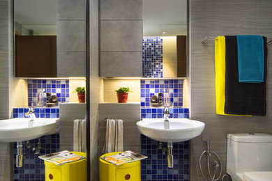 シンガポールにあるコンテンポラリースタイルのおしゃれな浴室の写真