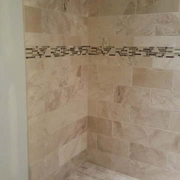 Minneapolis Marble Tile Shower with Horizontal Accent Strip