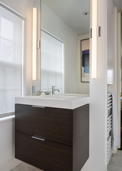 Contemporary Bathroom by FORWARD Design | Architecture